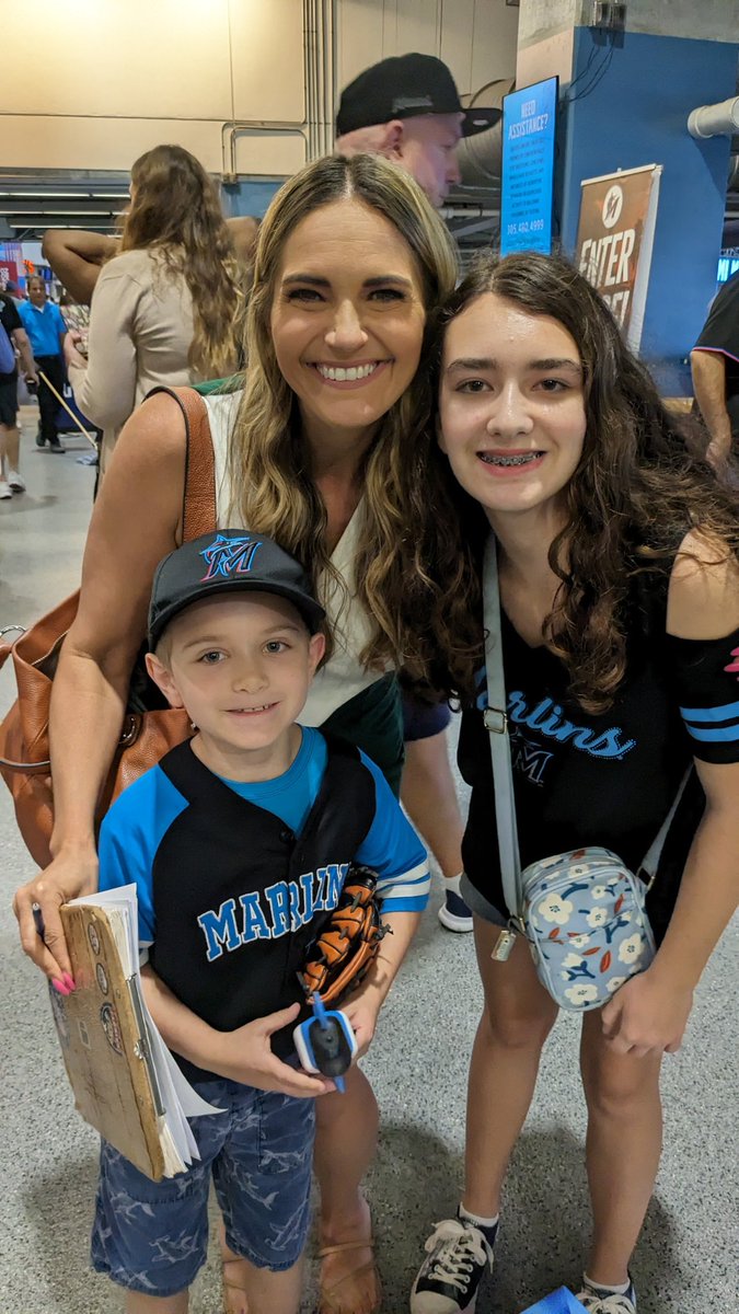 @Marlins Sure we'd like to see different venues, but our #BaseballBucketList would include meeting @JessBlaylock, @KellySaco, @SeverinoMLB, @RodAllen12, and @CraigMinervini. We just met Jess on Sunday, so we have four left.