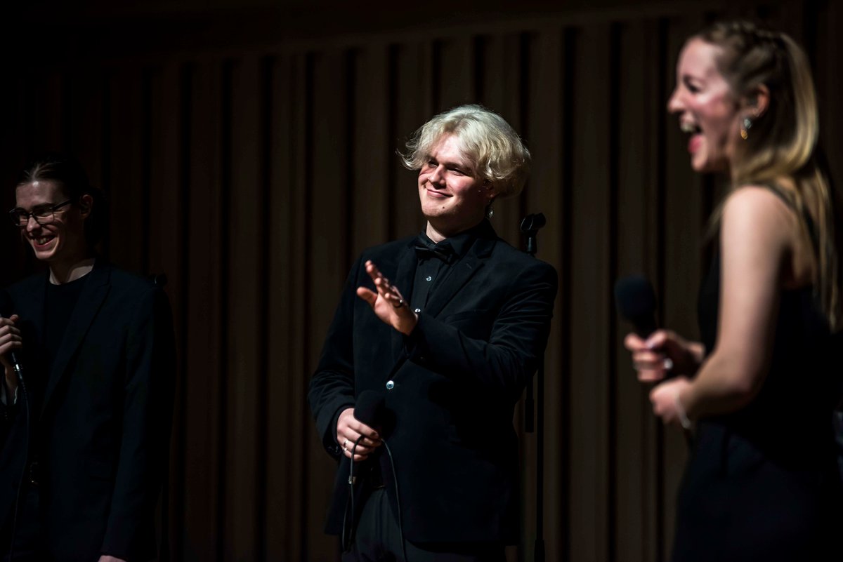 Throwback to The Apex Singers: Home For Christmas at @StollerHall, 2021 📷 - Chris Payne Images