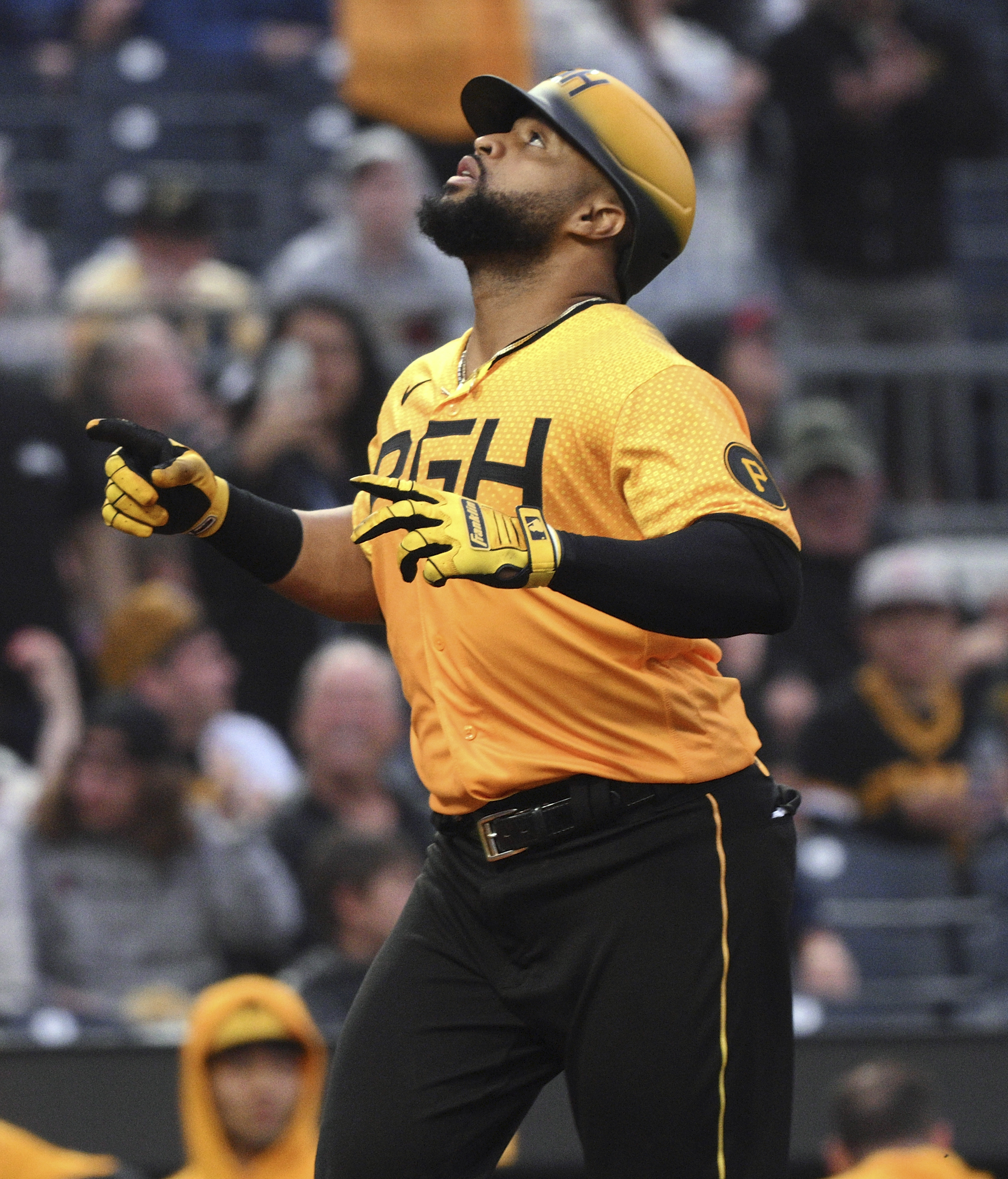 MLB on X: .@HamlinIsland and the @Pirates debut their City Connect  uniforms. 🔥  / X