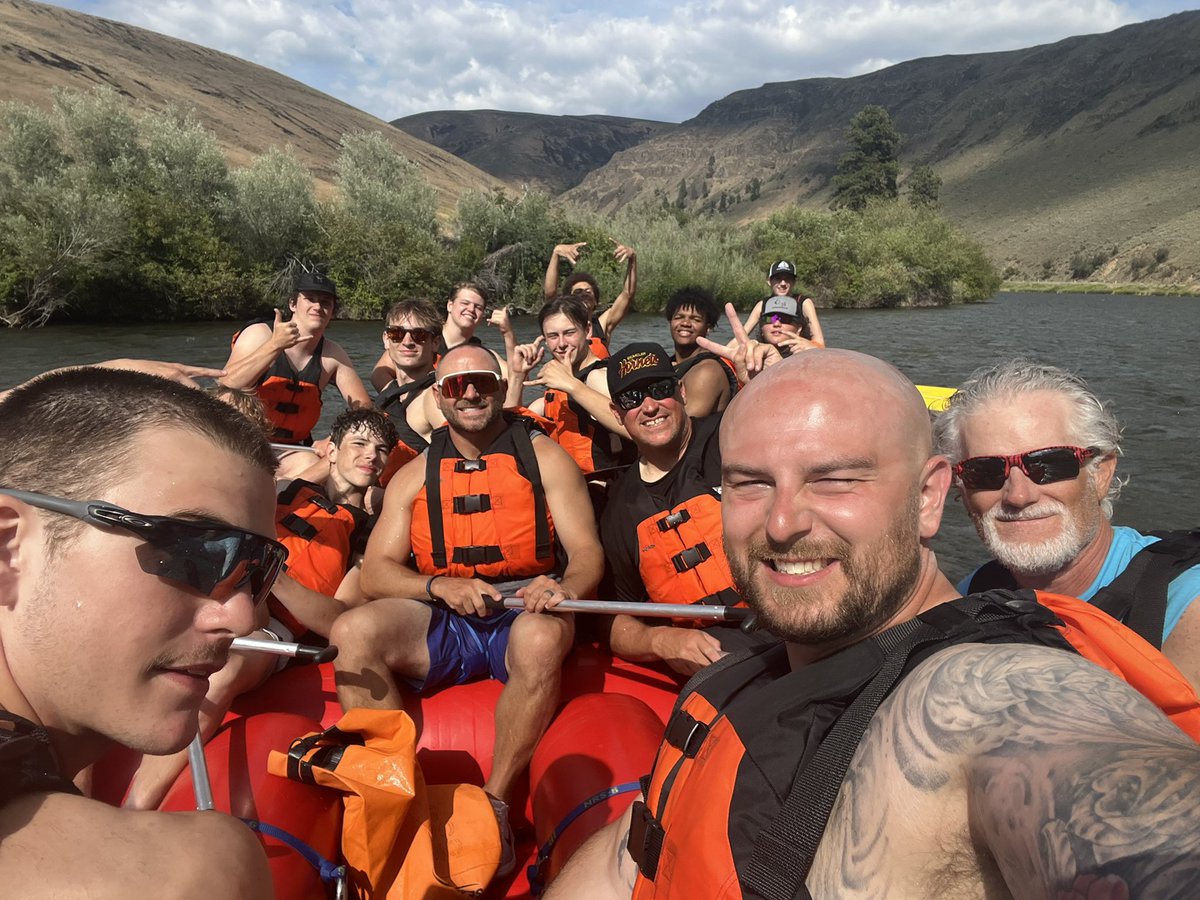 Enumclaw Football tweet media