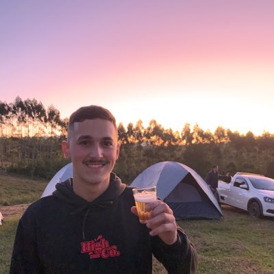 Gustavo_Toretti's tweet photo. #NovaFotoDePerfil https://t.co/39Kfu82qUv