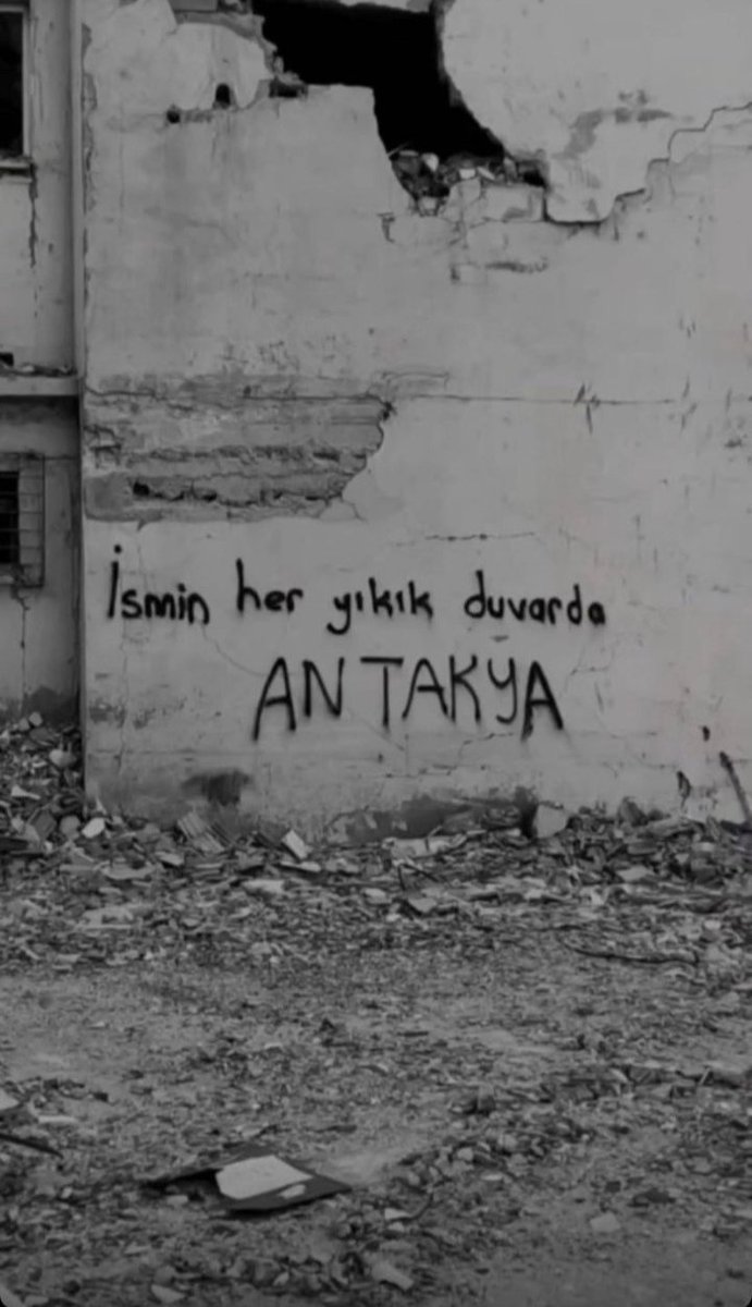 GunerNazar's tweet photo. Artık herhangi bir hayale kucak açmamanın ağırlığı ile yaşıyorum. ✨ https://t.co/lEu8J2gxWB