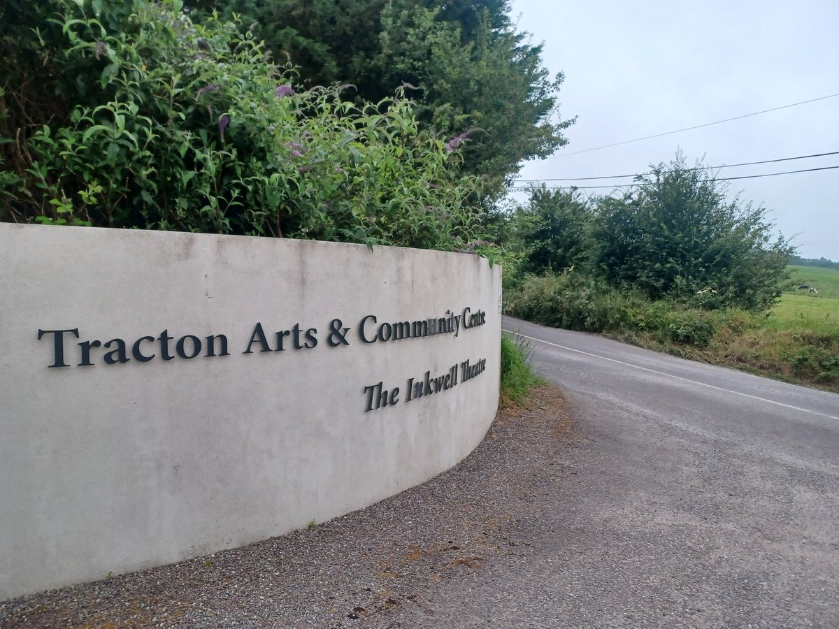 In the coastal Minane Bridge, Co. Cork this evening to meet the community to assess establishing a first responder programme. 
The area was planning to launch in 2020 but Covid quickly changed that. 
Cork leads the way with 40+ first responder teams either live or in training.