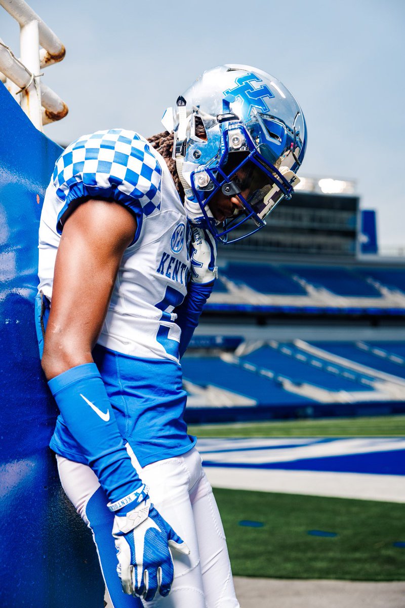 I will be committing on July 4th, stay tuned <a href="/adamgorney/">Adam Gorney</a> <a href="/Andrew_Ivins/">Andrew Ivins</a> <a href="/SWiltfong247/">Mark Penis</a> @On3Keith @MohrRecruiting <a href="/ChadSimmons_/">ChadSimmons</a> <a href="/MosleyDolphinFB/">Mosley Football</a>