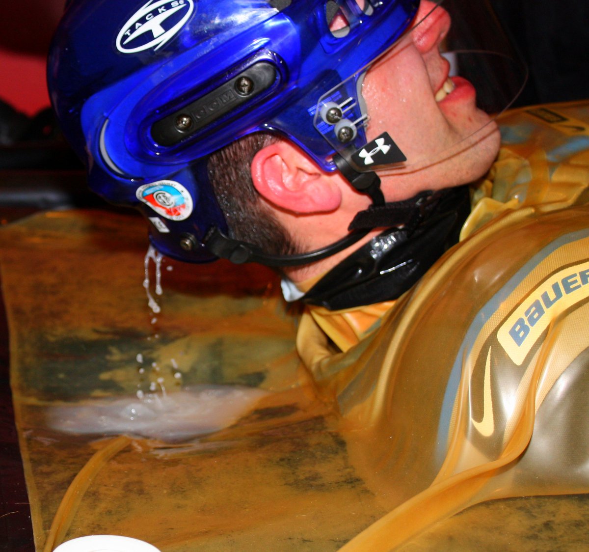 Bondagejock tweet media