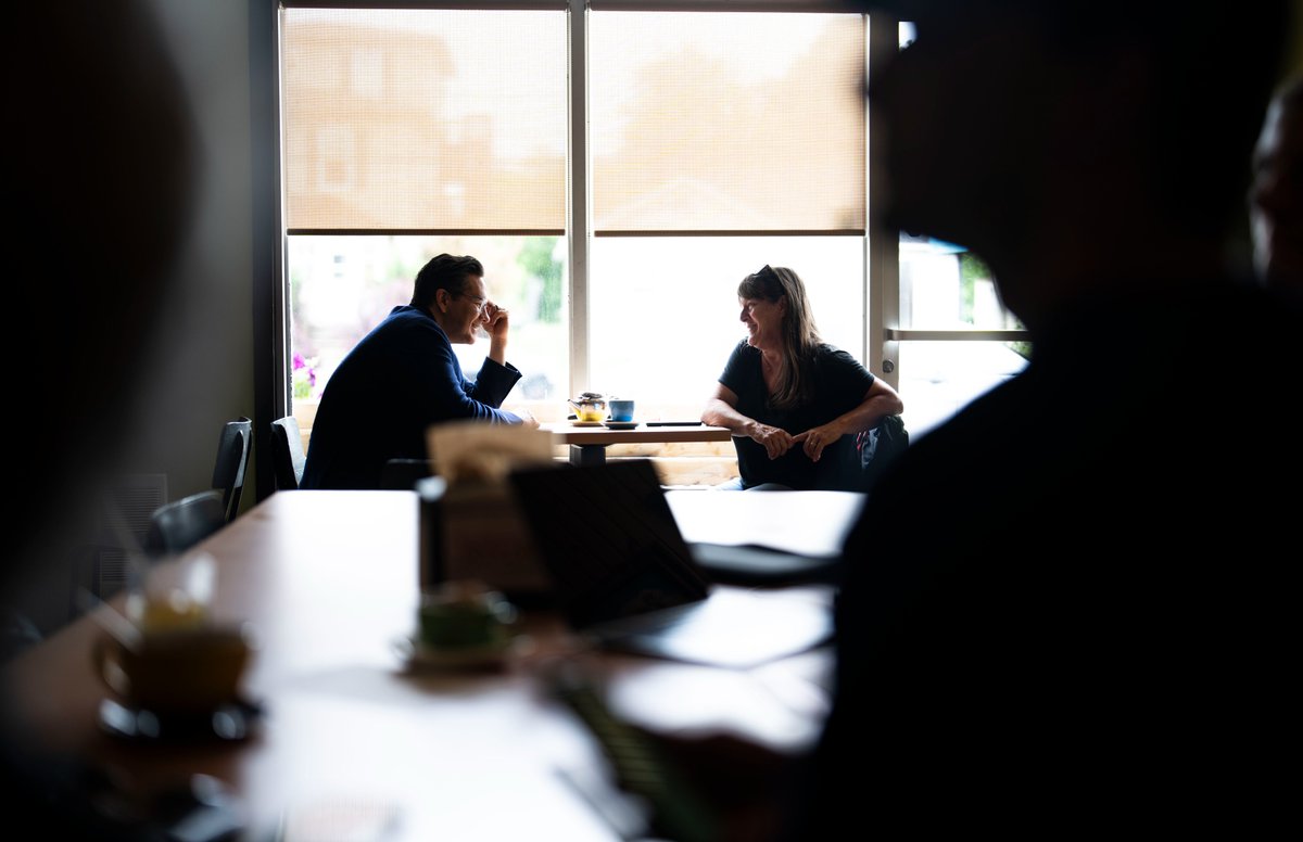 Pierre Poilievre on Twitter "Arrêt au Clémentine Cafe & Deli à Moncton