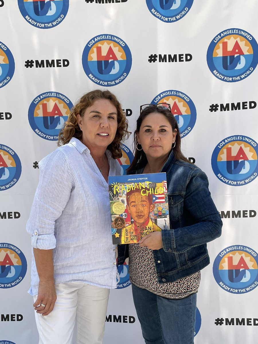 @YMeza44 @3rdGradeTekkie Just attended a Fab #MMED iELD Art session w/ Construction Conversations based on Jean-Michel Basquiat's art and the book Radiant Child by @javaka_steptoe They didn't integrate tech, but you know I will! I'm 🧐 about ideas for STEAM Con 24 Me & my Sis