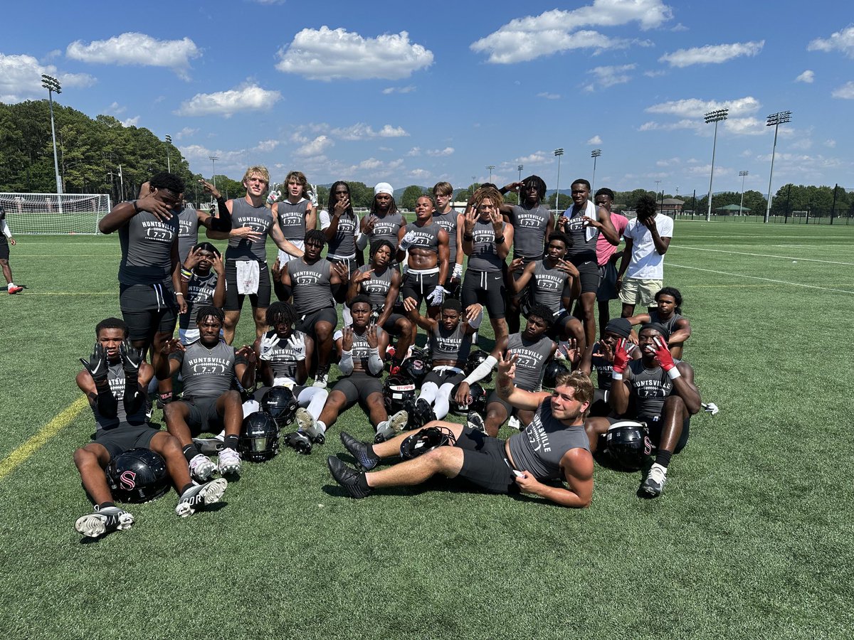 Great day to be a Senator!!! Tough start but ended it the right way! Your 2023 Huntsville Commission 7 on 7 Champions!!! Let’s Go!!!