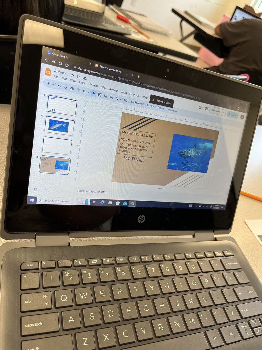 #HISDsummerSchool 
We’ve had an amazing digital week thanks to everything I learned from <a href="/Region4ESC/">Region 4 ESC</a> #HISD_E3 conference! 
Today we dived into Google Slides so they can be uploaded to <a href="/PearDeck/">Pear Deck Learning</a> ! ✨