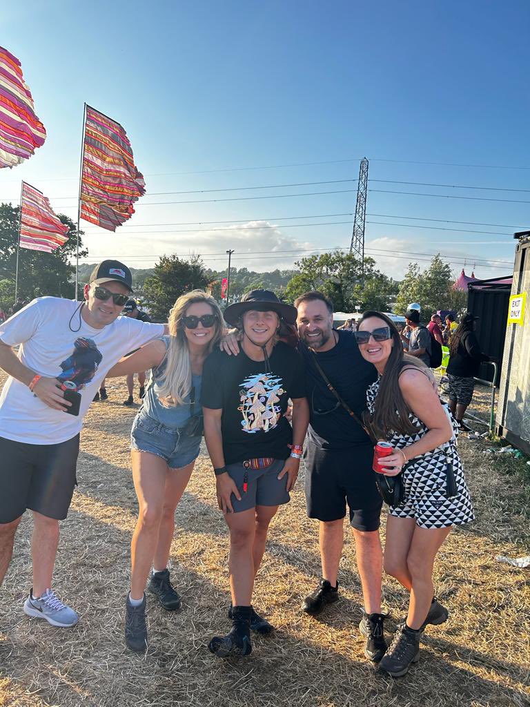 BriWonton82's tweet photo. Another brilliant wknd at Glasto 😎🍻🙌unreal the place 👌an the weather wasn’t bad either c ya next year 💯🫶 https://t.co/BespEaTNNJ