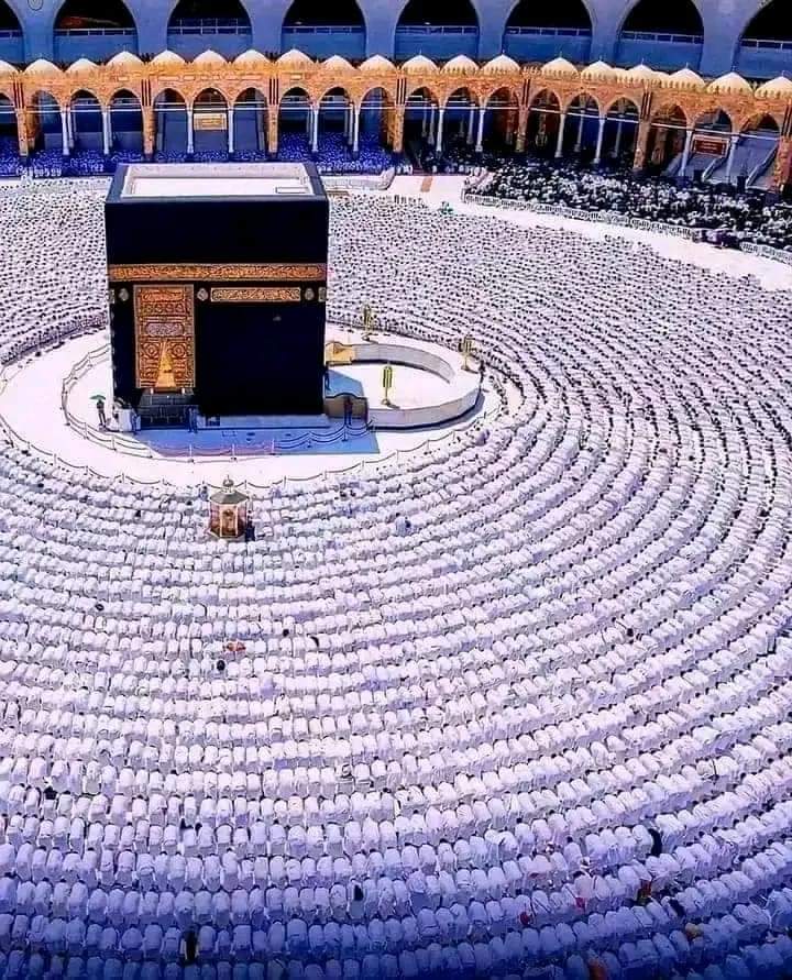 2,500K Muslims from different parts of the world came to Mecca to perform pilgrims (Hajj).  Even though they have different colors and languages, but they are witnessing together in one language 'Oh  Almighty Allah, we have heard your call and come to your house, you are the only…
