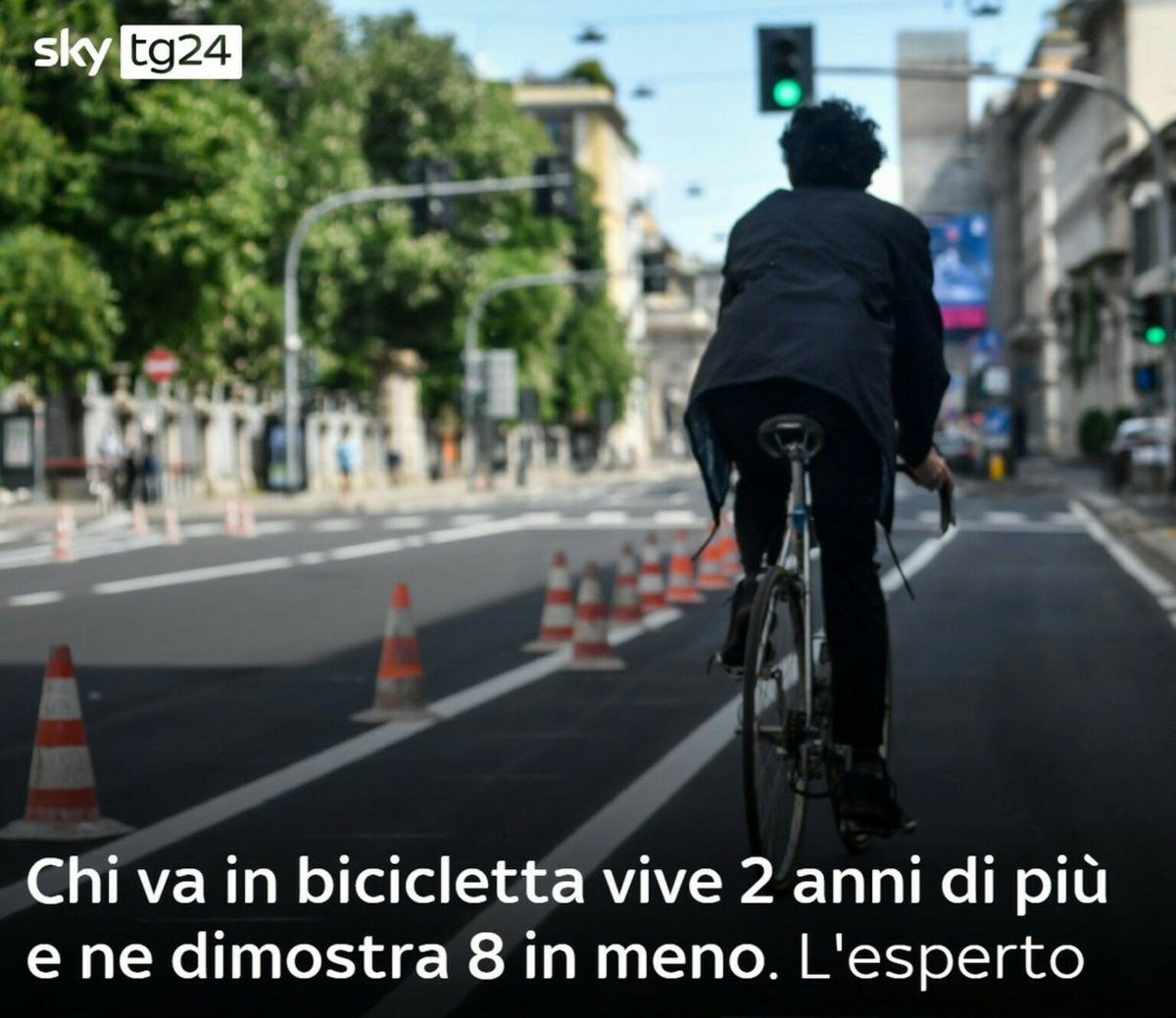 EnzoSulWeb's tweet photo. La #bicicletta promuove la nostra salute. https://t.co/B9Sl47zu5d