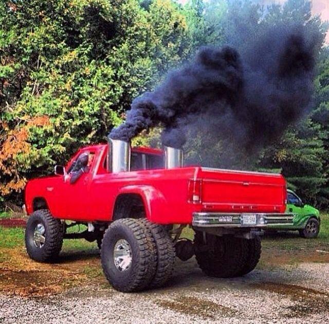 #TruckTuesday!! 🖤🔥💀 Cummins !