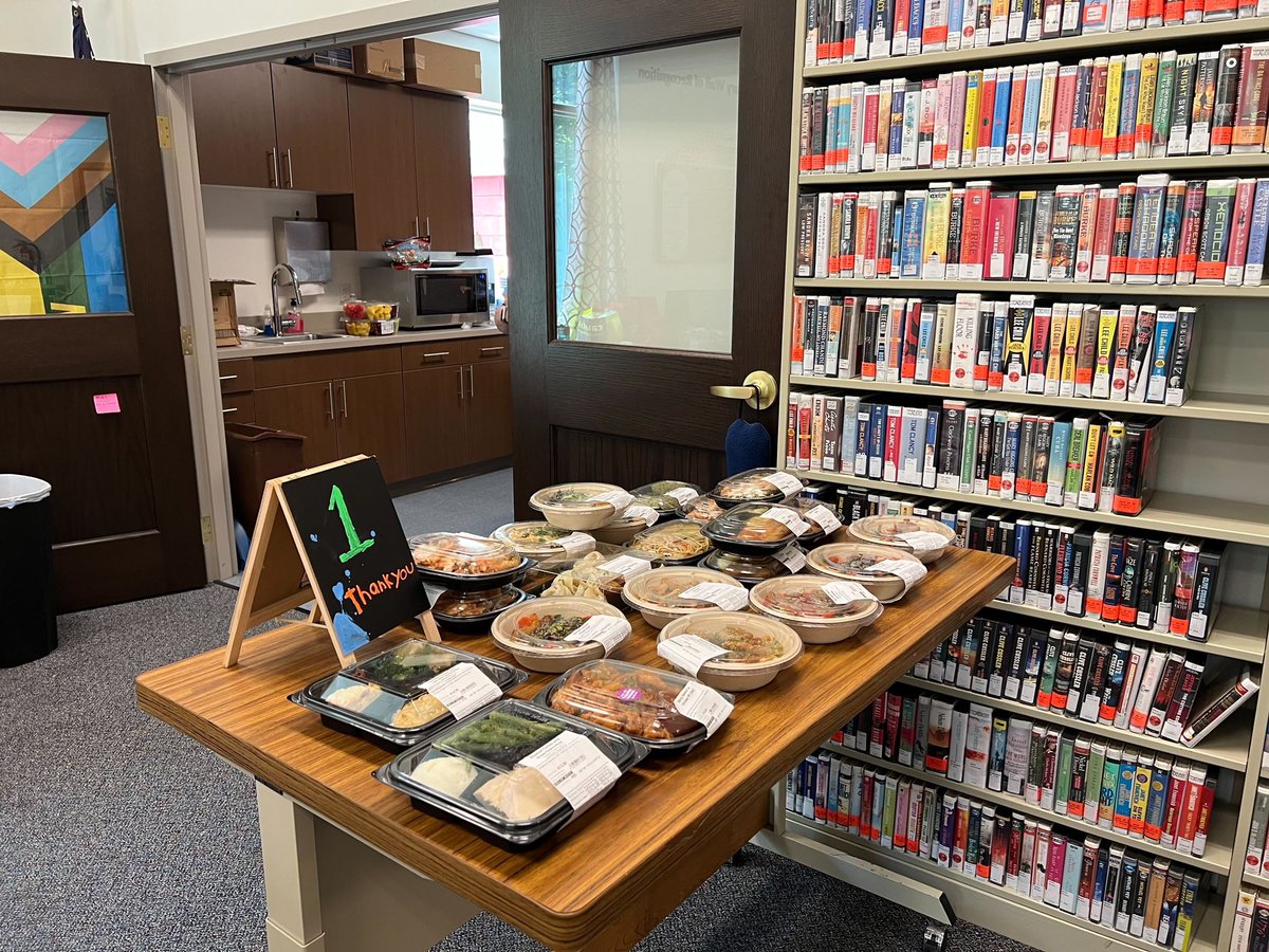SenatorLeaWebb's tweet photo. My team had an amazing afternoon at the @grotonNYlibrary. They joined their free food distribution event and hosted our community office hours at the library. A great opportunity to connect with our neighbors, listen to their concerns, and work together for positive change. https://t.co/AShFbUqtUa