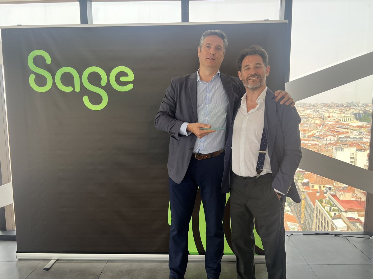 Avanza consultores tweet media