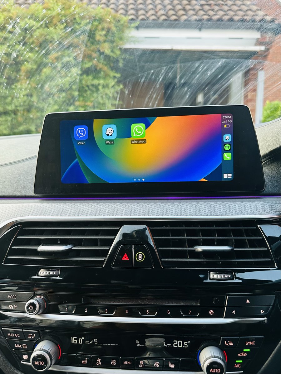 BMW 5 Series G30 2017 activated with Wireless Apple CarPlay! 🥵#bmw #bmwmsport #5series #g30 #applecarplay #iphoneapps #cartechnology #carsdaily #carmods #incartechie