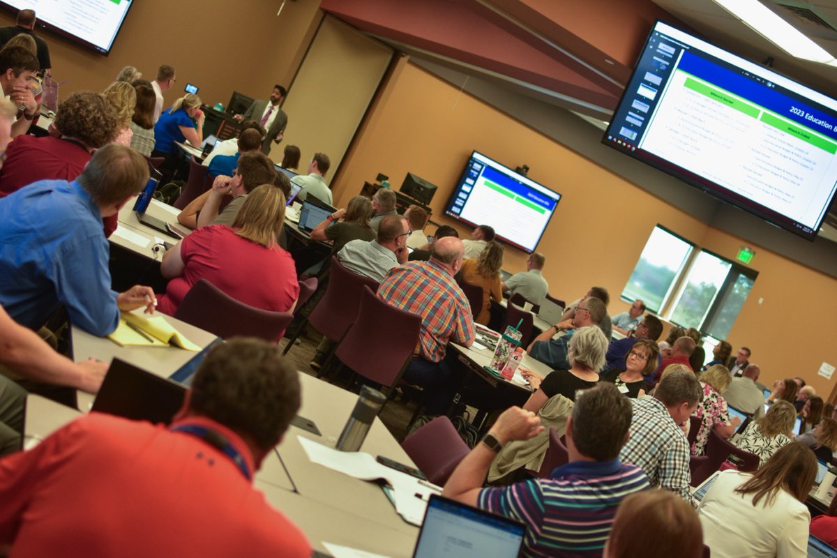 ResourceStCloud's tweet image. We were thrilled to kick off the week with an extraordinary event as we welcomed leadership teams from across central Minnesota for our 2023 Legislative Update. 

#CultivatingCollaboration #FindingSolution #AddingValue #MaximizingResources