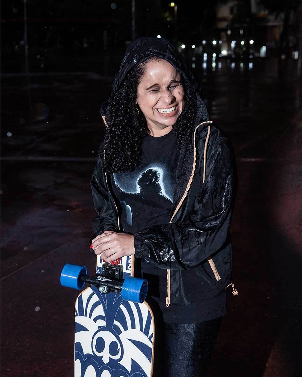 isisleeoficial's tweet photo. Minha história de superação: mesmo ouvindo que eu não era capaz, segui minha paixão pelo skate. 🛹✨ #SuperandoLimites #Inclusão #SonhosRealizados #deficientevisual #cego https://t.co/HVXjsx0gkF