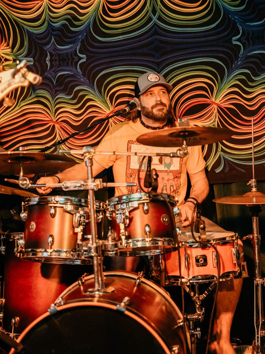 Your favorite local spot for live music! spt.to/apvjxB