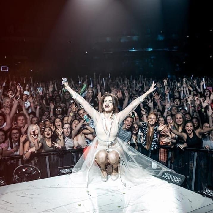 SELENAS4ME's tweet photo. manifestando para que esto suceda pronto https://t.co/vS7iiXyQ8Q