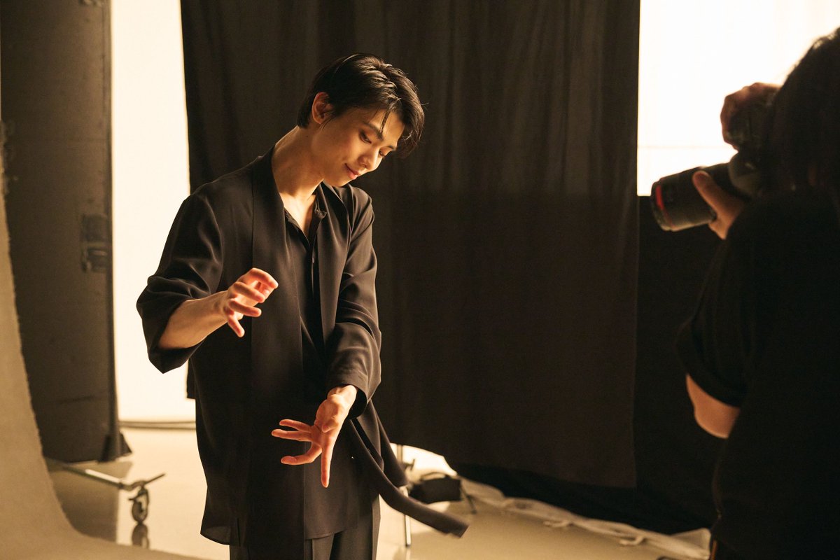 YUZURU HANYU X ELLE Japan behind the scenes: photo thread 📸📂