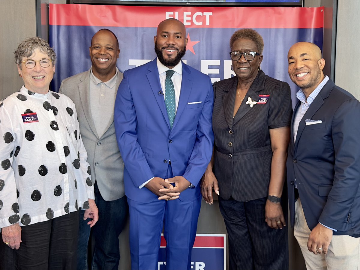TylerDBaileyEsq's tweet photo. Today, I launched my bid for Columbia City Council At-Large! My mission: protect our neighborhoods, ensure public safety, attract vibrant industries, support arts &amp; culture and bolster small businesses. Let's make #Columbia a city where everyone loves to live, work, and play. https://t.co/XpAp6wxplg