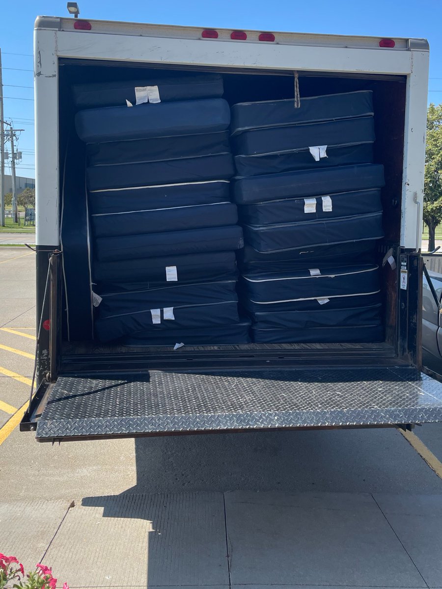 Thank you to UNK for the donation of over 100 mattresses for our Kearney Crossroads Mission Avenue shelter! crossroadsmisison.com unk.edu #caringforothers #goodnightssleep #rest #safeshelter #CrossroadsMissionAvenue