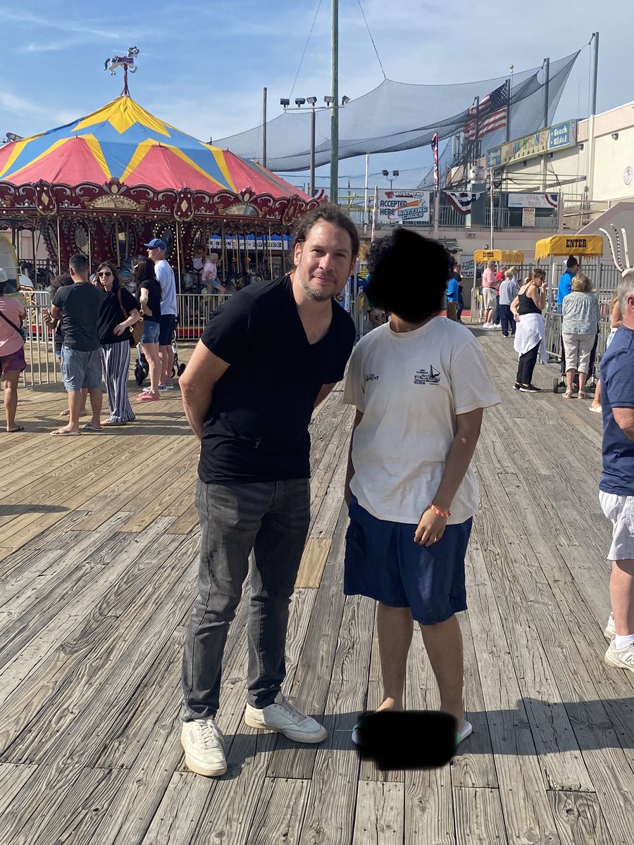 met ray toro at the beach.. totally not freaking out