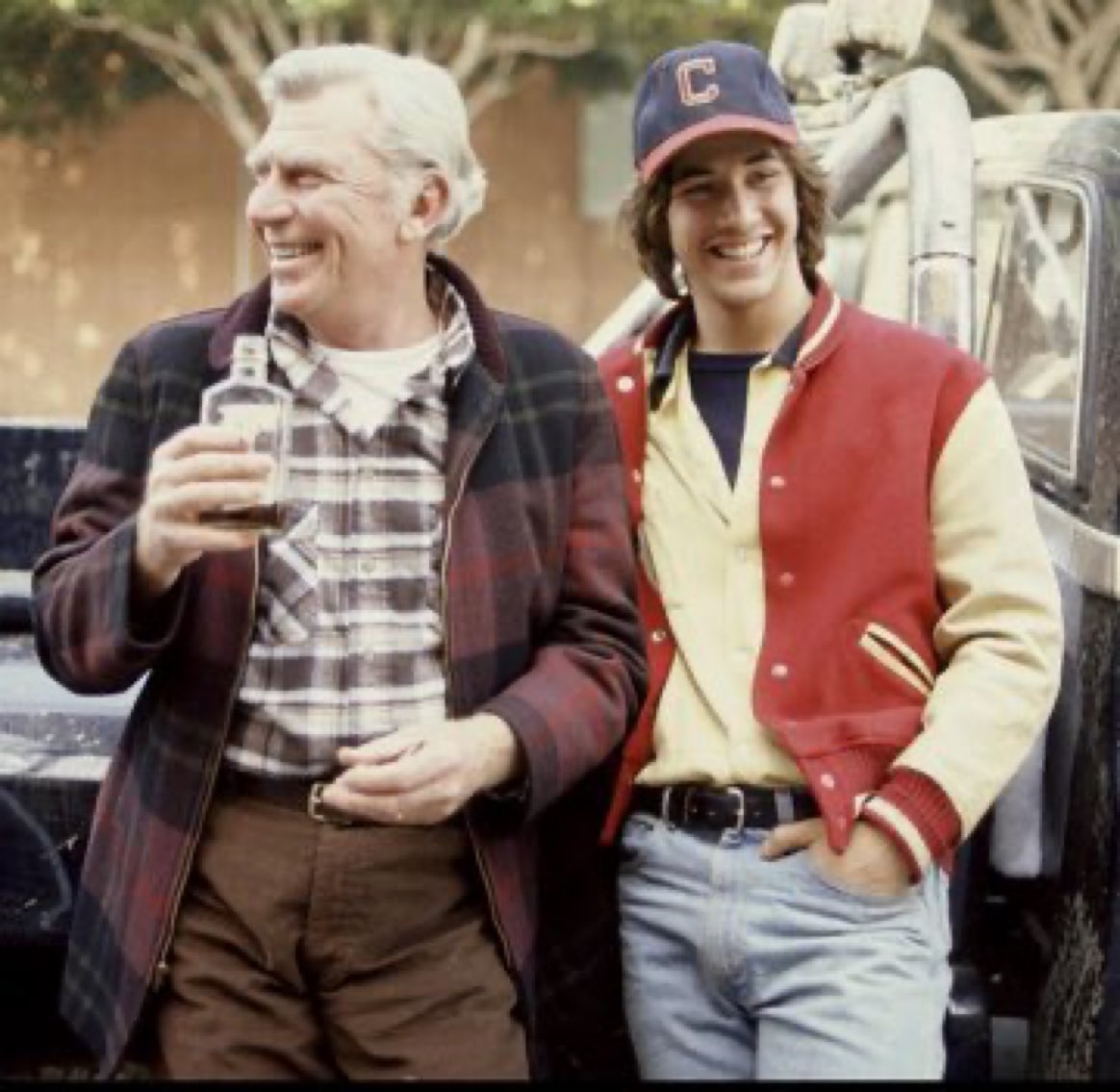Super70sSports's tweet image. To ease the pressure of solving and winning every goddamn case, Matlock liked to tailgate with hard liquor and Keanu Reeves at Indians games.