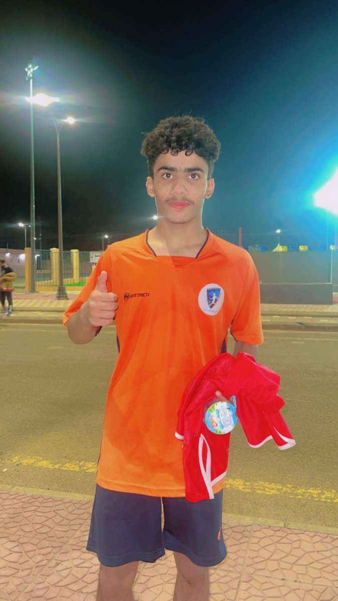 Academy_jq2022's tweet photo. ضمن تجارب الأداء للفئات السنية بنادي الشباب تم اختيار لاعب أكاديمية جوهرة قنونا خالد سلطان لخوض تجربة ميدانية بنادي الشباب ، مبروك للموهوب خالد هذه الخطوة و تمنياتنا له بالتوفيق ♥️. https://t.co/qLlEPo6RZs
