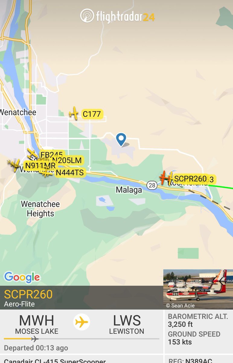Kamscan's tweet image. #Wenatchee #wafire #ChelanzCounty 150 acres threatening structures fireboss and super scoopers  aircraft enroute
