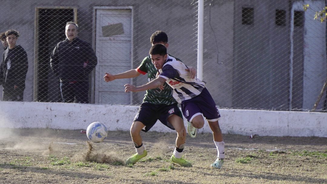 ChacrasOficial's tweet photo. #Inferiores | #5ta 

😎 TRIUNFAZO EN EL CERRO 

🙌🏼 Nuestra quinta categoría venció 5-3 a Guaymallén en la última fecha de la fase regular. 

#VamosChacras 
#FormarParaGanar 
#15AñosFormando https://t.co/Uvhu3Li3yZ