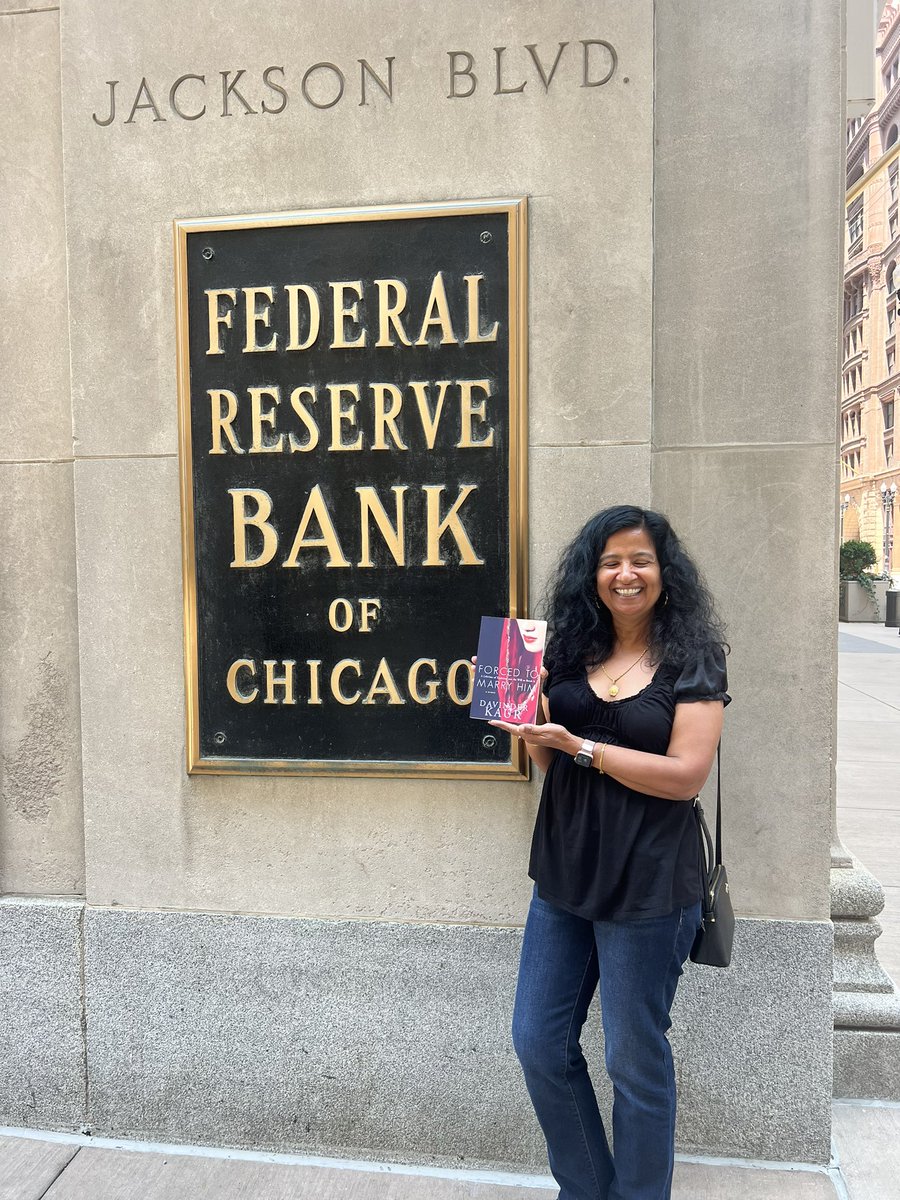 angel4many's tweet photo. Want to see where else I went with #booktravels #booktour with #ForcedToMarryHim #book?
Ist: #LeSalleHotel where I stayed in #Chicago
2nd: #ChicagoStockExchange as #FMTH should be listed, bought & sold!
3rd: #ChicagoFederalReserve
4th:#NewYorkStockExchange (same as above)
#endfm https://t.co/l0pzbYUISk