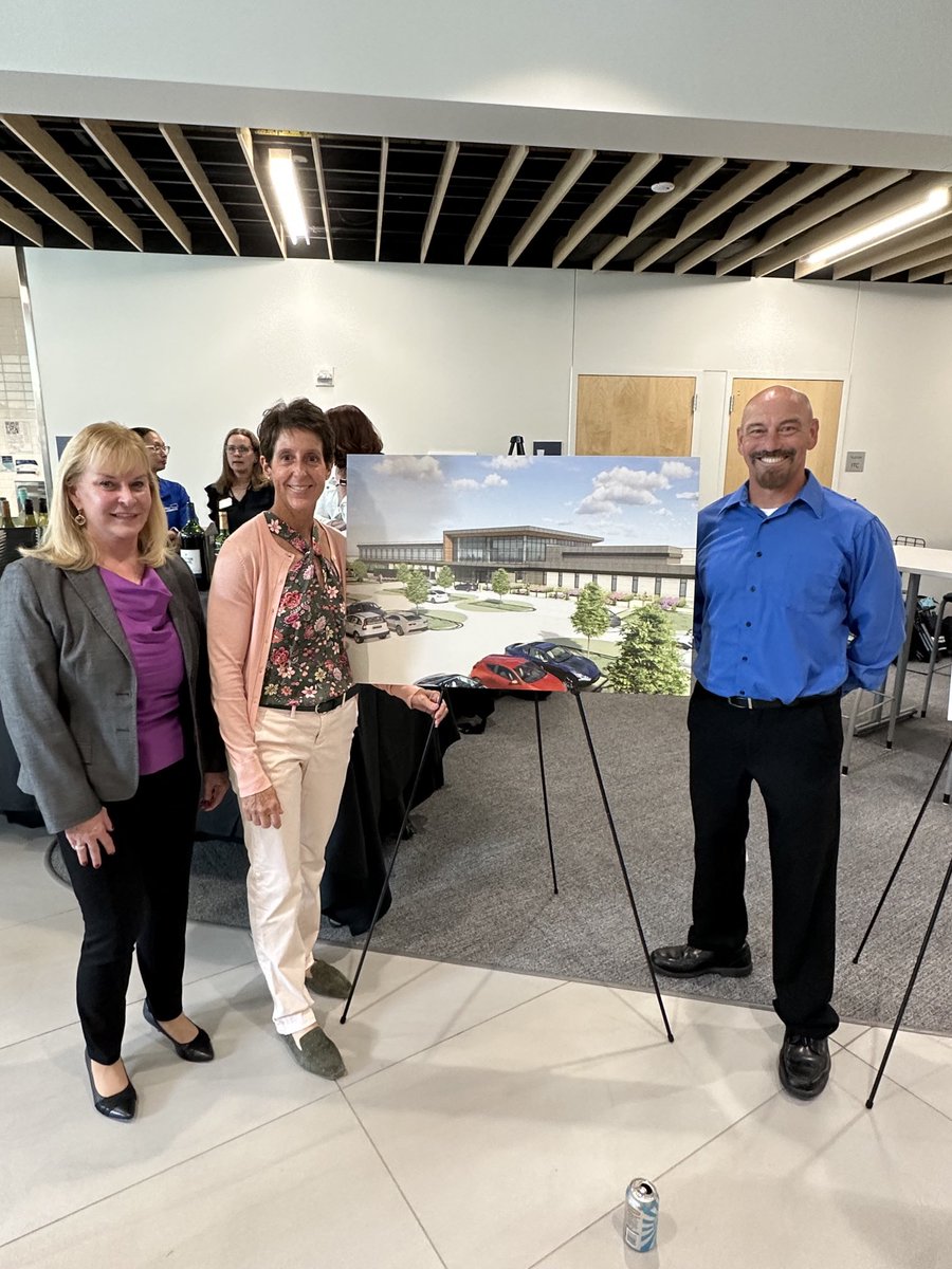 Ground breaking ceremony ⁦⁦@NebraskaMed⁩ ⁦⁦@unmc⁩ Kearney Cancer Center along with Drs. Cindy Lewis and Nick Hartl. Exciting day for oncology care in Kearney, NE!