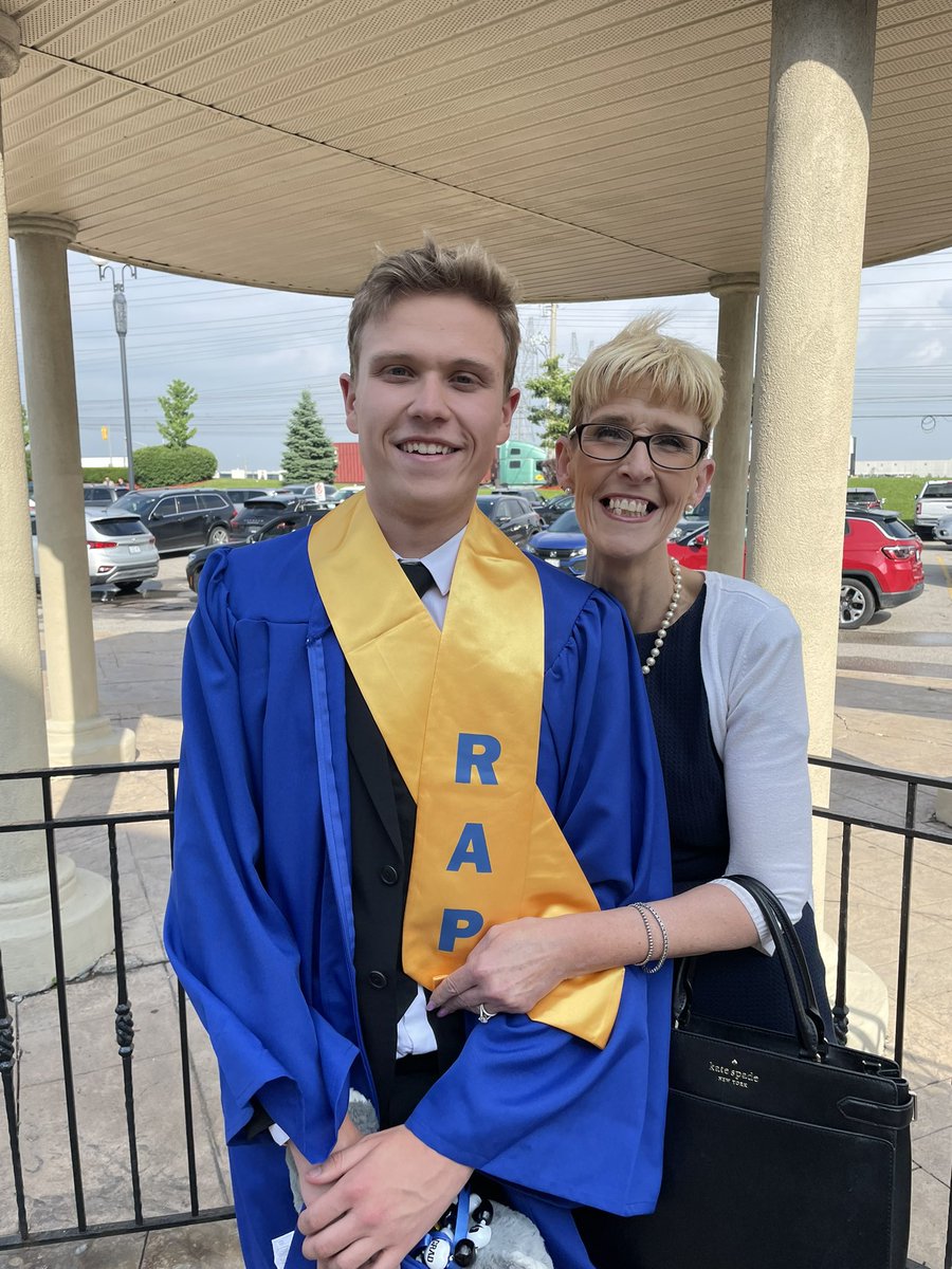 KathMct's tweet photo. My baby boy graduated high school today! 🎓 Class of 2023! These kids fought HARD for their educations! I couldn’t be prouder of Josh! ❤️ #graduation #graduationday🎓 #classof2023 #graduate #futurefirefighter #futurefirefighter🚒 #proudmom https://t.co/eeVzdoJSHs