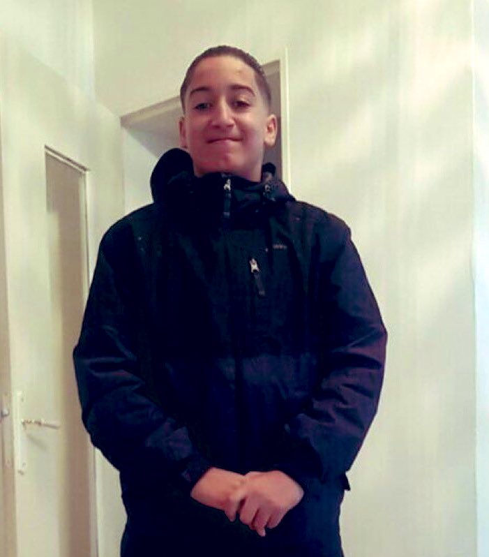 Mes pensées et prières vont à la famille et aux proches de Naël, mort à 17 ans ce matin, tué par un policier à Nanterre. Qu’une justice digne de ce nom honore la mémoire de cet enfant.