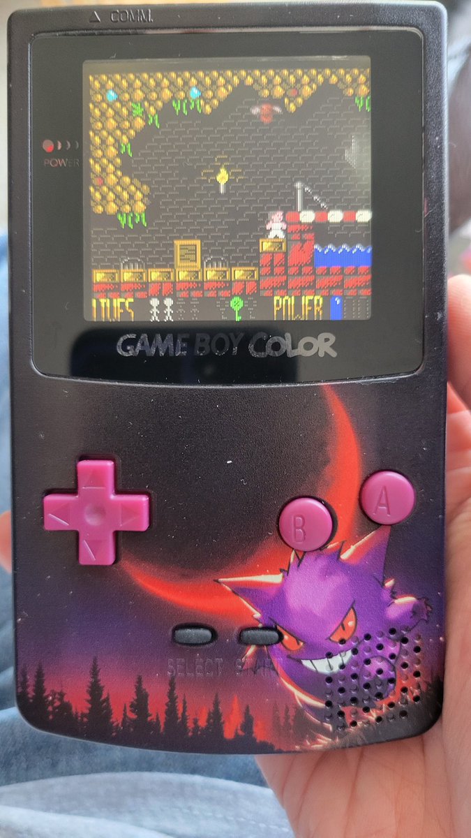 Obscur_Game_Con's tweet photo. #DocCosmos on this modded #GBC looks amazing! #Pokemon #Gengar https://t.co/95rR9nRwe6