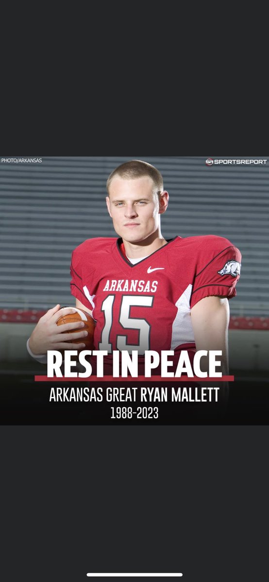 LarrySees_U's tweet photo. Gone far too soon!!! 🙏🏻 for family and friends!!! https://t.co/UjAlFbjlqK
