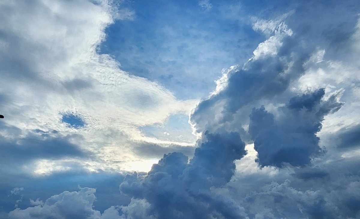 Crazy clouds! #Sussexde #DEwx