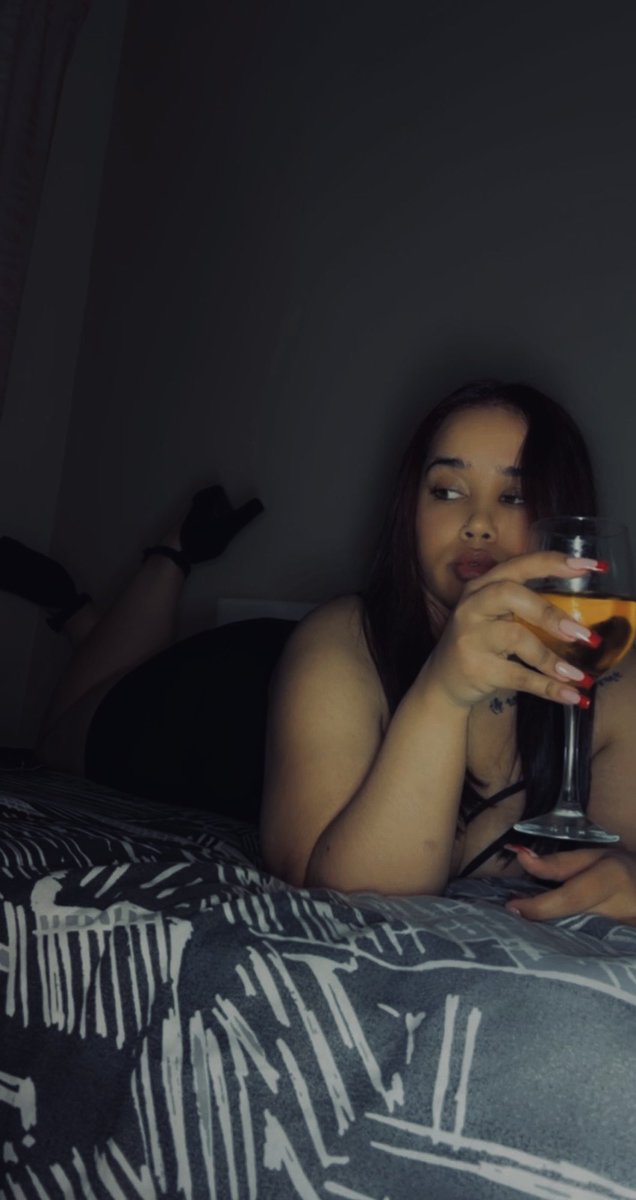 jauhara_x's tweet image. balloons on my profile. 🥂
#Chapter24