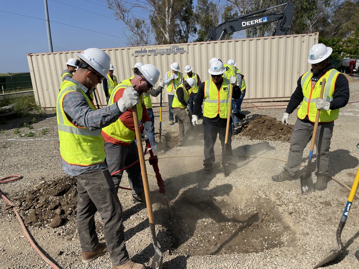 PGE4Me's tweet photo. PG&Eβs nationally-recognized #PowerPathway #training program just completed its 52nd class. The 20 graduates from the Entry to #GasOperations Program for #Veterans will be supporting PG&Eβs 10,000-mile electric wire undergrounding program. πππ https://t.co/QrYMHBUljT