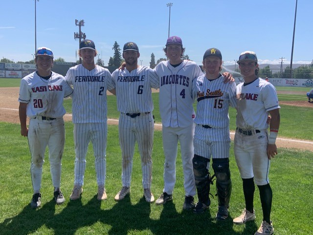 SteveMurawski's tweet photo. So glad to watch some of my old Sweets players participate in the @allstatewabb games last weekend. Baseball is truly about friendships, loyalty, and memories. Keep rolling! #trueSweets @jake_lockwood15 @Dylan_Strom17 @JakeDMason @ColeMurawski @LukeMurawski18 https://t.co/dDg3tmFul9