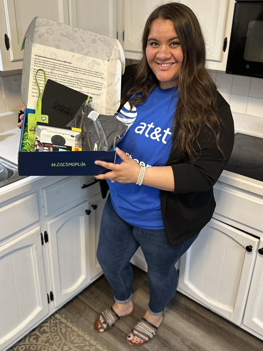 My MDP package came! Loving these gifts and can’t wait to put them to use! #CaptureYourJourney #2023MDPLife #LifeAtATT #TeamATT @EvvCollections