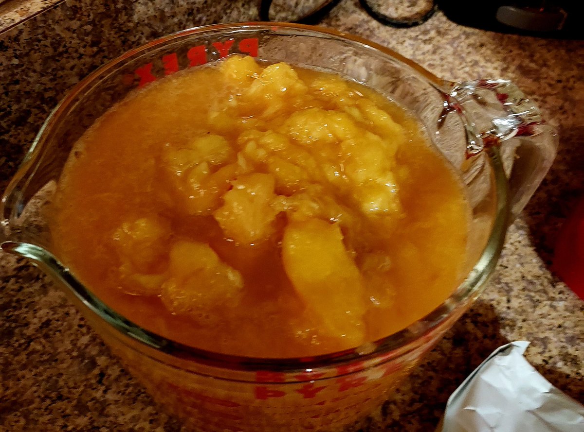 jonblade98's tweet photo. Making Peach jam with wifey. https://t.co/3Ik3x0bUZ5
