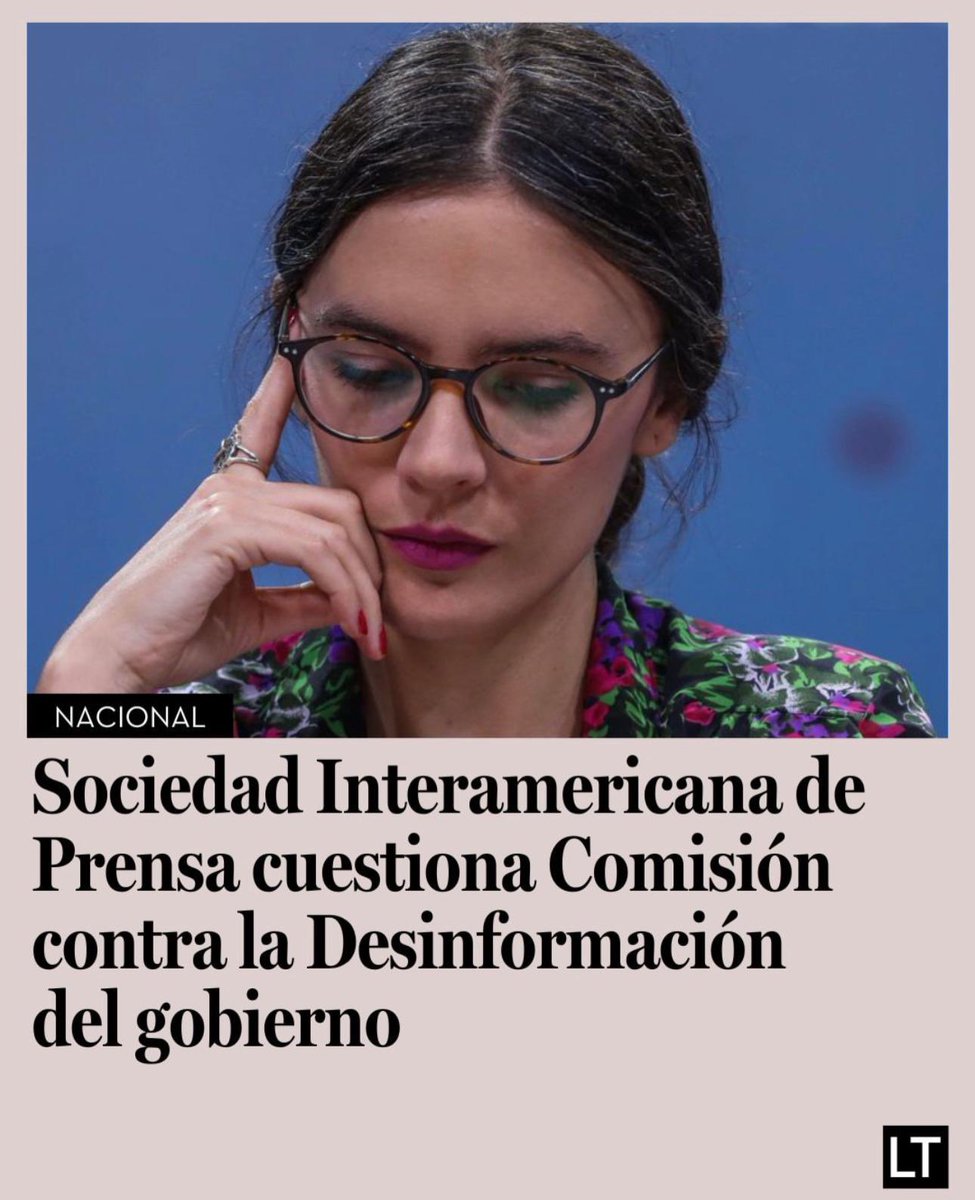 Bárbara Rebolledo (@brebolledoa) on Twitter photo Aún espero que el Colegio de Periodistas se pronuncie al respecto. La última vez que supe de ellos estaban llamando a votar “Apruebo” en el plebiscito de salida, así como un poco antes lo hicieron para apoyar a Boric.
¿Les acomoda esto de la censura previa? <a href="/ChilePeriodista/">Colegio Periodistas de Chile</a> Aún espero que el Colegio de Periodistas se pronuncie al respecto. La última vez que supe de ellos estaban llamando a votar “Apruebo” en el plebiscito de salida, así como un poco antes lo hicieron para apoyar a Boric.
¿Les acomoda esto de la censura previa? <a href="/ChilePeriodista/">Colegio Periodistas de Chile</a>
