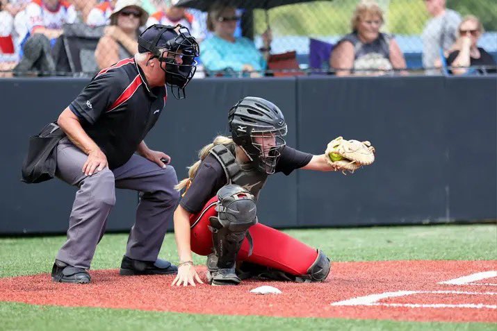 SophiaMurphey's tweet photo. Stars over Alabama! We had a good weekend going 5-2, and placed 5th out of 31 teams. I caught all 7 games. Excited for Heart of Dixie soon! @Vipers05 @UAHCoachLes @melcarter24 @CoachCasey_HC @CoachJessStrong https://t.co/P7dAl9Bq3j