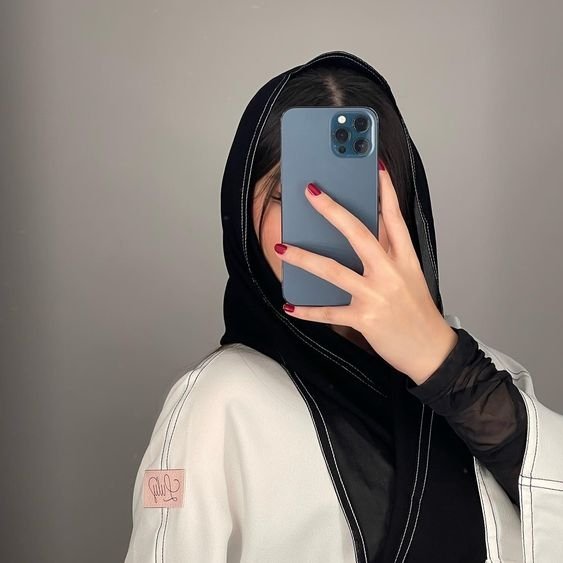 *🪄🖋️-:::♢:>:♢ من رُڪام التهاني، وجزيل العبارات، ارتشف الڪم يا أصدقائي تهنئة أخوية بعيد الأضحى السعيد، ڪل عام وحياتڪم مليئة بغيوم الفرح والسعادة. .*
*--------------💞-------------*
* ,🖤------------------ ,🖤* 
#عيدكم_مبارك #متابعيني #كل_عام_وانتم_بخير