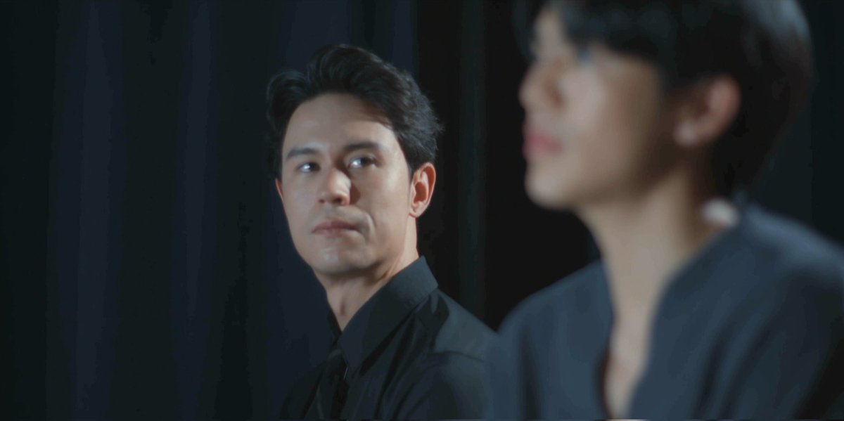 EllsDrama's tweet photo. #StepByStepEP9 #StepbyStep
I'm not gonna lie. Episodes are long, there are passages that shoot long and that I personally move forward. 
Jeng hurt me in that episode. But I'm confused about certain events that don't necessarily have much connection (parent's divorce) https://t.co/lzpGrNSyPl