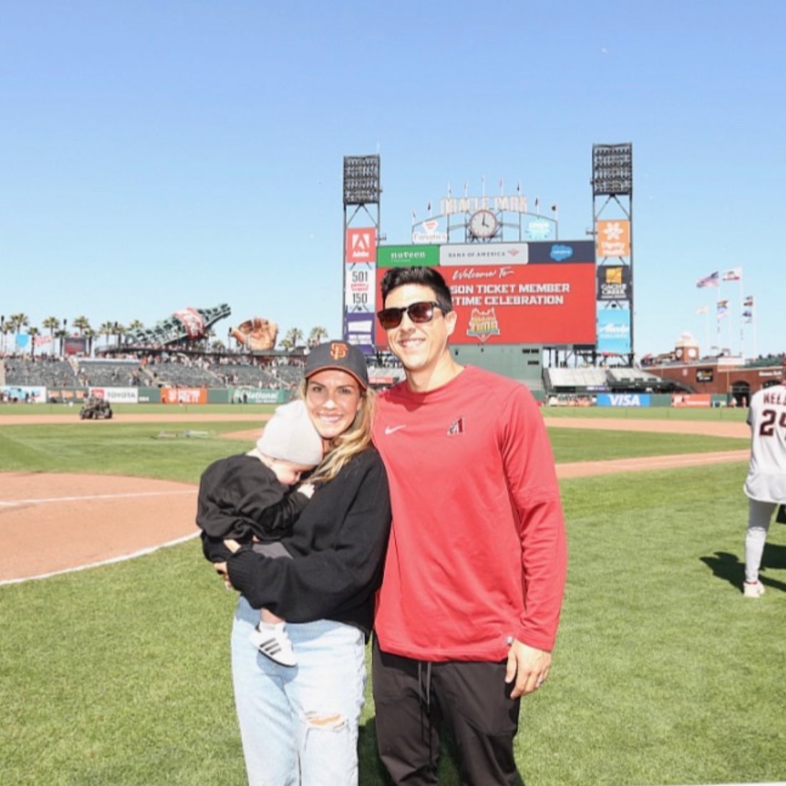 MerrittDWalker's tweet photo. MIL ✈️ DC ✈️ SF

With my first road trip ending where it all started - how can you not be romantic about baseball? ⚾️ https://t.co/AZIeKu8pjx