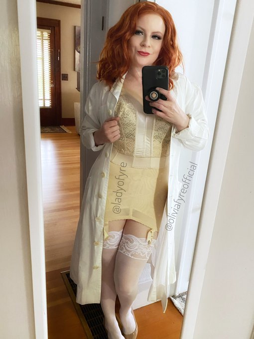 Ready for my next round of customs. I will be filming in my living room this time &amp; possibly bedroom<a href="/tag/edges"class="tags"><span>#edges</span></a><a href="/tag/taboo"class="tags"><span>#taboo</span></a><a href="/tag/hj"class="tags"><span>#hj</span></a>